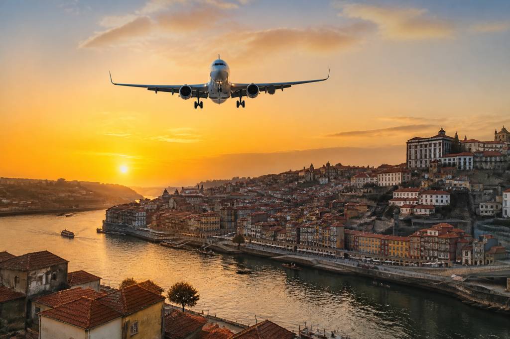 Clermont-Porto avec Ryanair : vols, tarifs et conseils pour préparer votre voyage